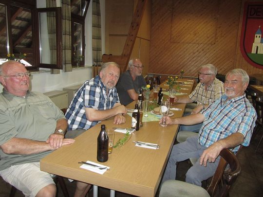 Bild 1 von 22  -  209 kB